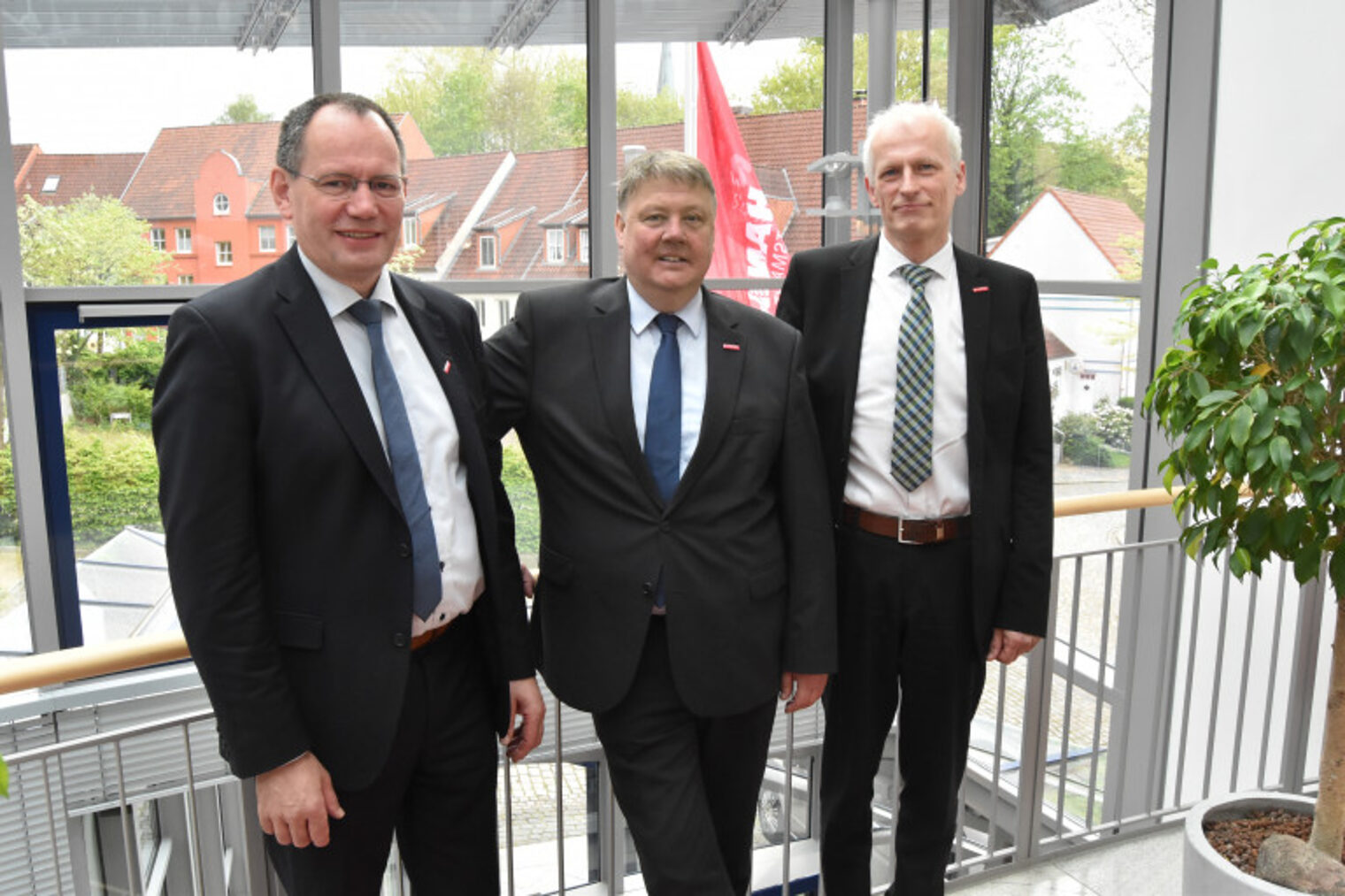 Das Präsidium für die kommenden Jahre: (v.li.) der neugewählte Vizepräsident Klaus-Dieter Lemmermann, Präsident Jörn Arp und Vizepräsident Joachim Sopha.